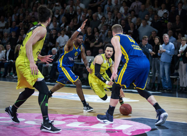 而诺里斯雨 而诺里斯雨