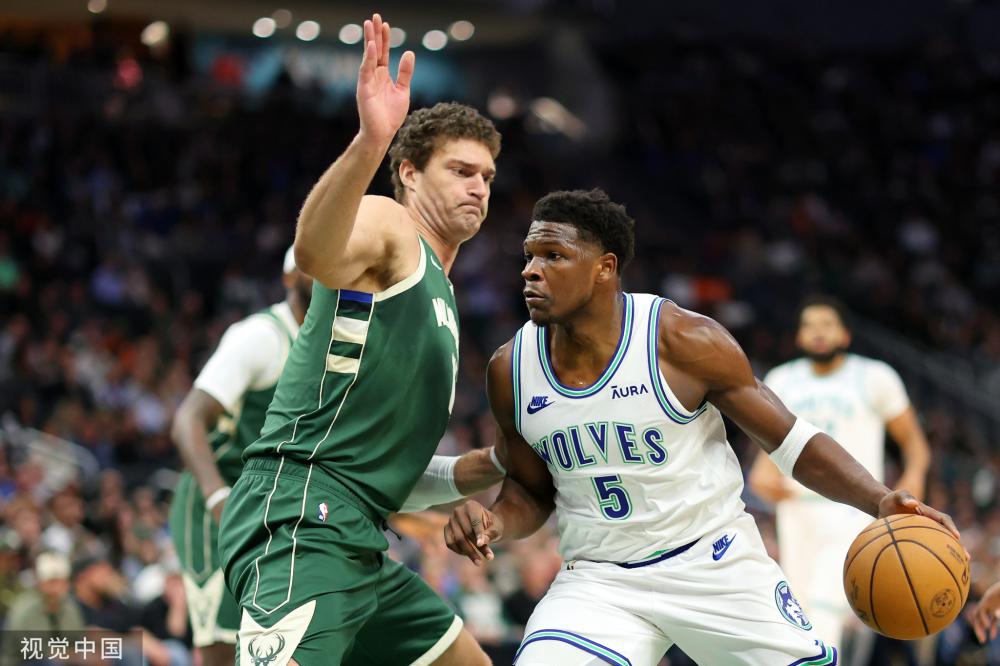 裂对手防线 裂对手防线